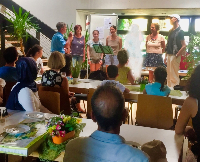 Interkultureller Chor beim Save me Treff am 24.06.2019